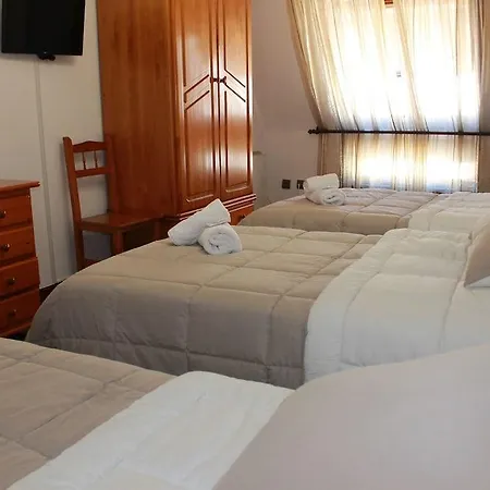 ゲストハウス As Burgas カルダス・デ・レイス